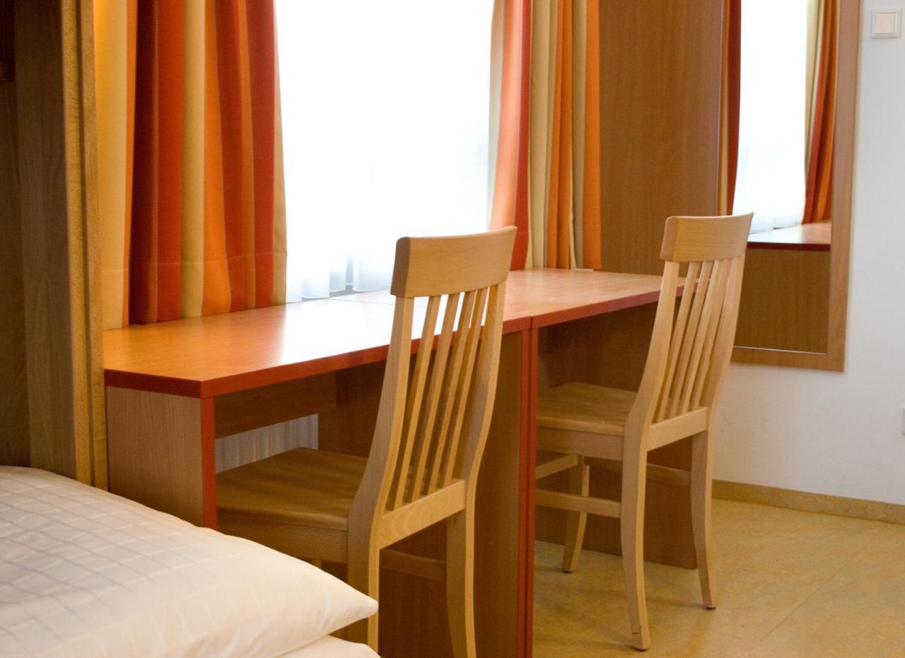 Ausbildungshotel St. Theresia Munich Extérieur photo